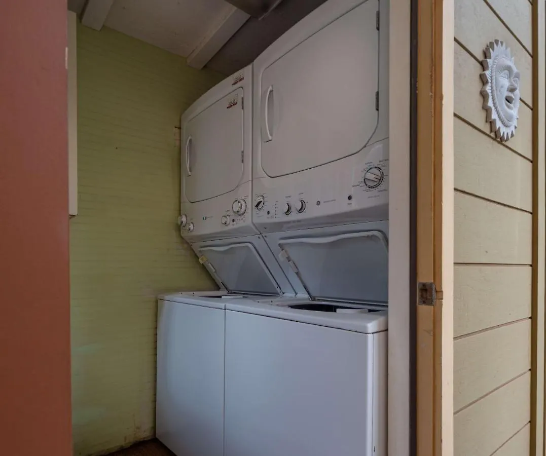 Apartment Studio With Mini Kitchen, Pool And Bbq, Pre-Renovation Summer Sale United States