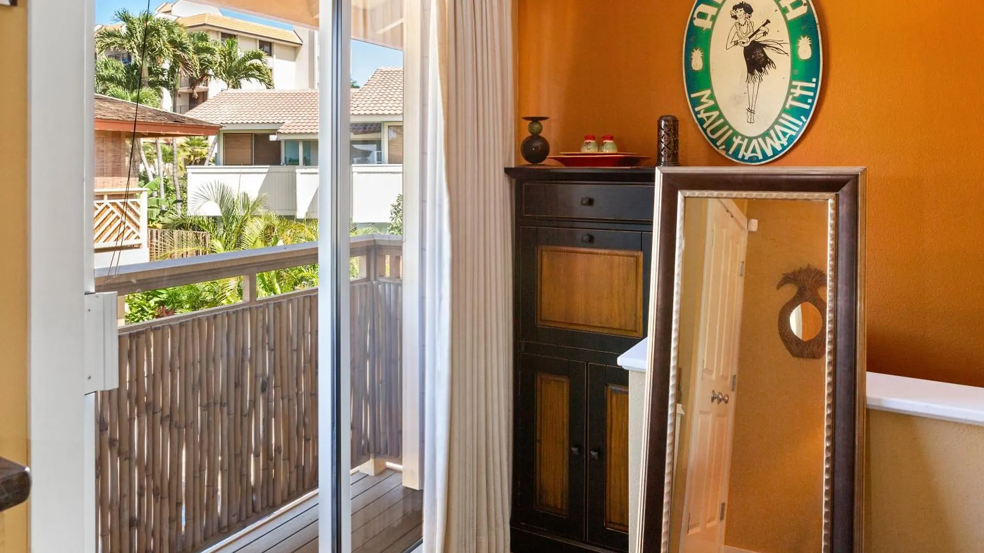 Studio With Mini Kitchen, Pool And Bbq, Pre-Renovation Summer Sale Kihei